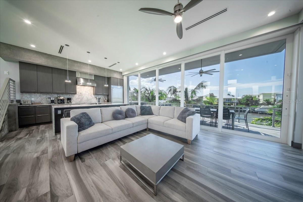 Marathon, Florida, 33050, United States, 3 Bedrooms Bedrooms, ,3 BathroomsBathrooms,Residential,Active,2013894