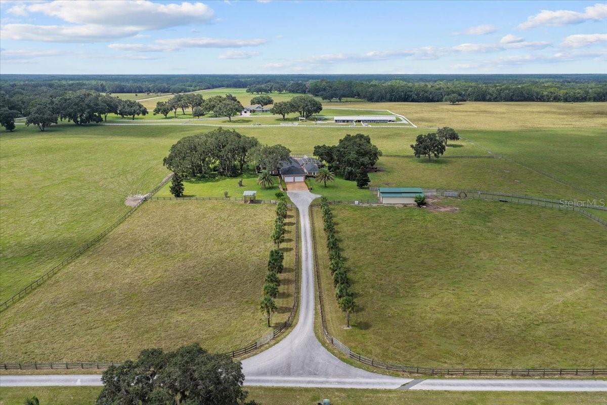 Chiefland, Florida, 32626, United States, 4 Bedrooms Bedrooms, ,5 BathroomsBathrooms,Residential,Active,1954337