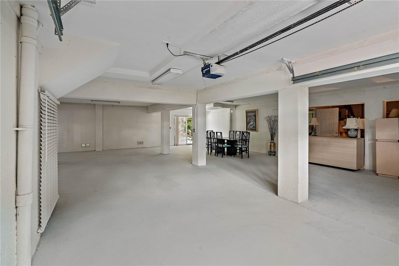 St Petersburg, Florida, 33715, United States, 5 Bedrooms Bedrooms, ,5 BathroomsBathrooms,Residential,Active,1942385