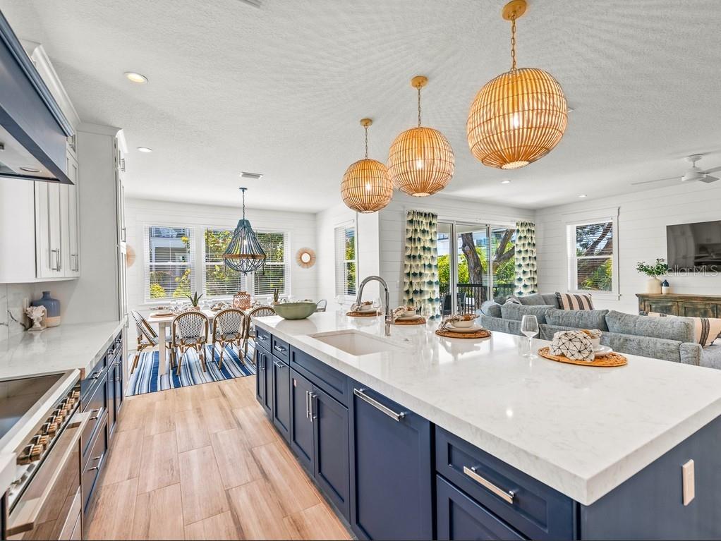 Sarasota, Florida, 34236, United States, 8 Bedrooms Bedrooms, ,10 BathroomsBathrooms,Residential,Active,2044131