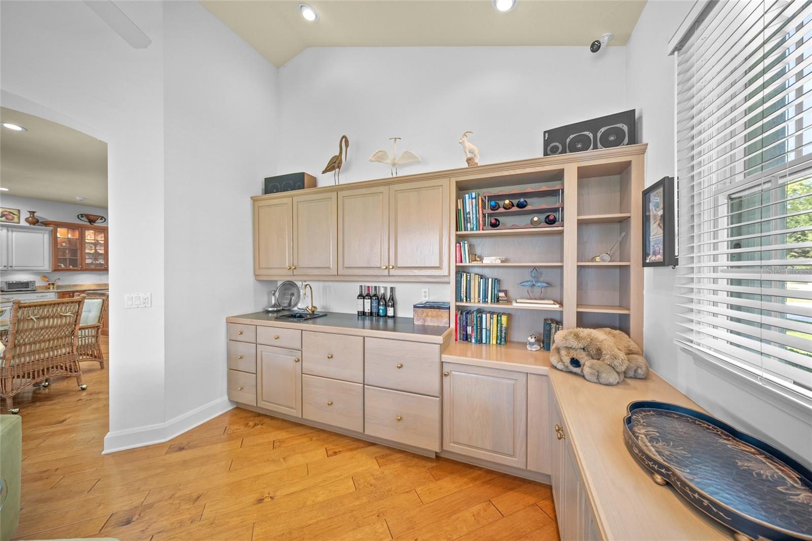 Sarasota, Florida, 34240, United States, 3 Bedrooms Bedrooms, ,3 BathroomsBathrooms,Residential,Active,2007154