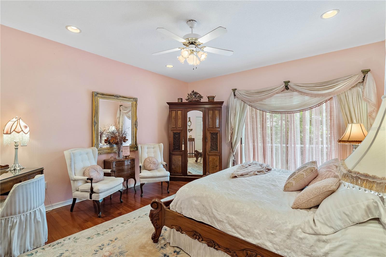 St Petersburg, Florida, 33715, United States, 5 Bedrooms Bedrooms, ,5 BathroomsBathrooms,Residential,Active,1942385