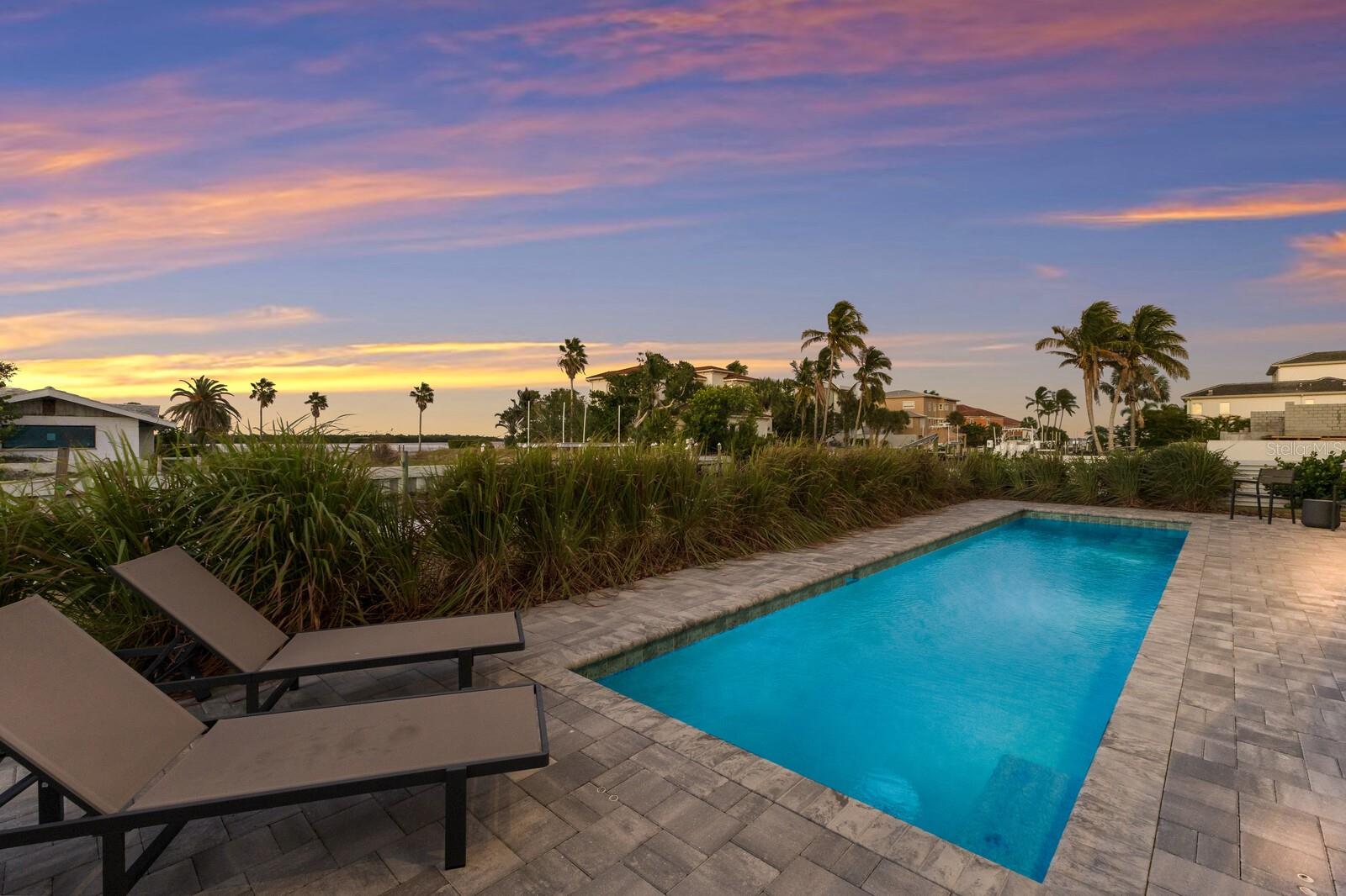 Longboat Key, Florida, 34228, United States, 3 Bedrooms Bedrooms, ,4 BathroomsBathrooms,Residential,Active,1987209