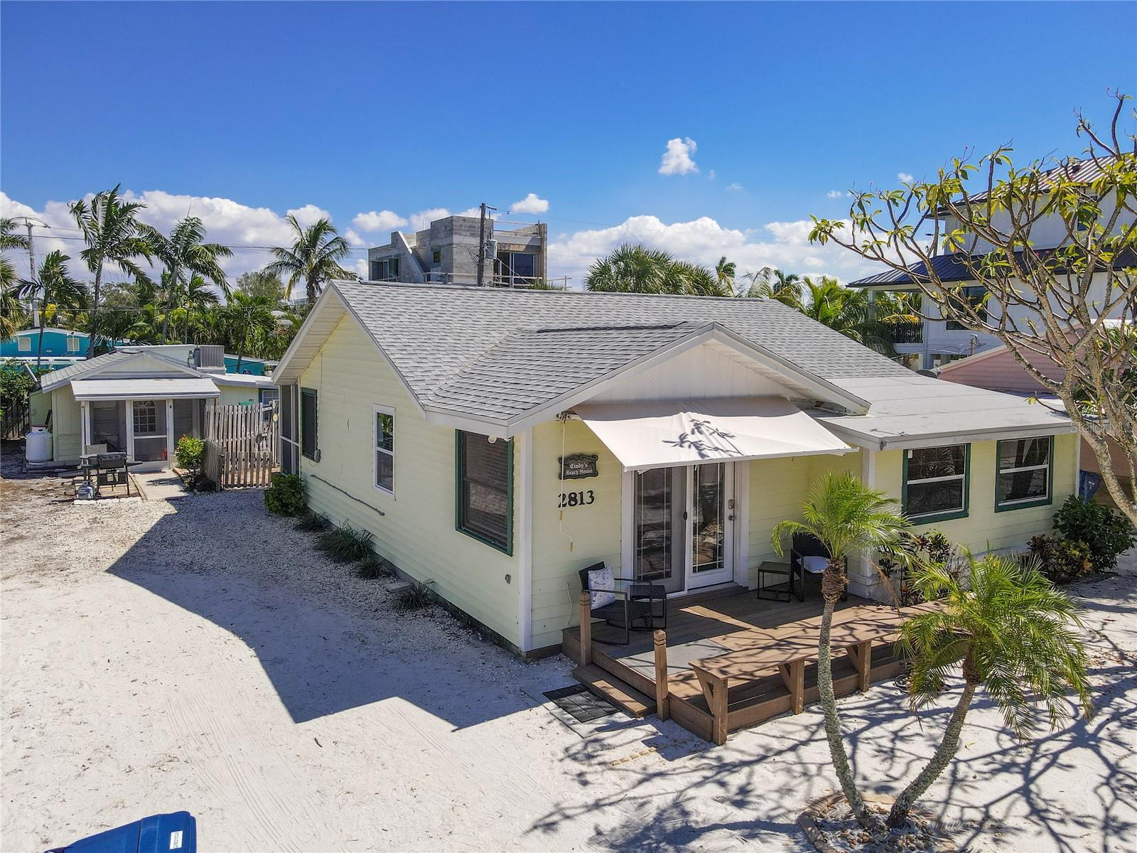 Holmes Beach, Florida, 34217, United States, 5 Bedrooms Bedrooms, ,3 BathroomsBathrooms,Residential,Active,1972187