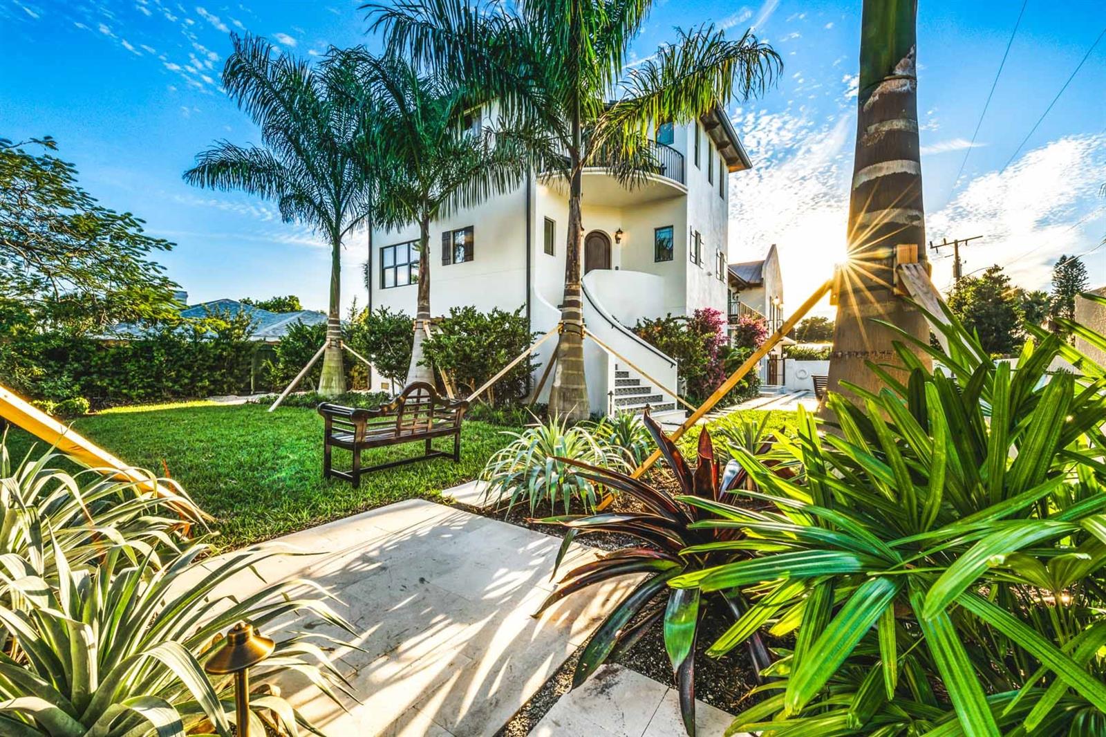 Sarasota, Florida, 34236, United States, 6 Bedrooms Bedrooms, ,6 BathroomsBathrooms,Residential,Active,1831859