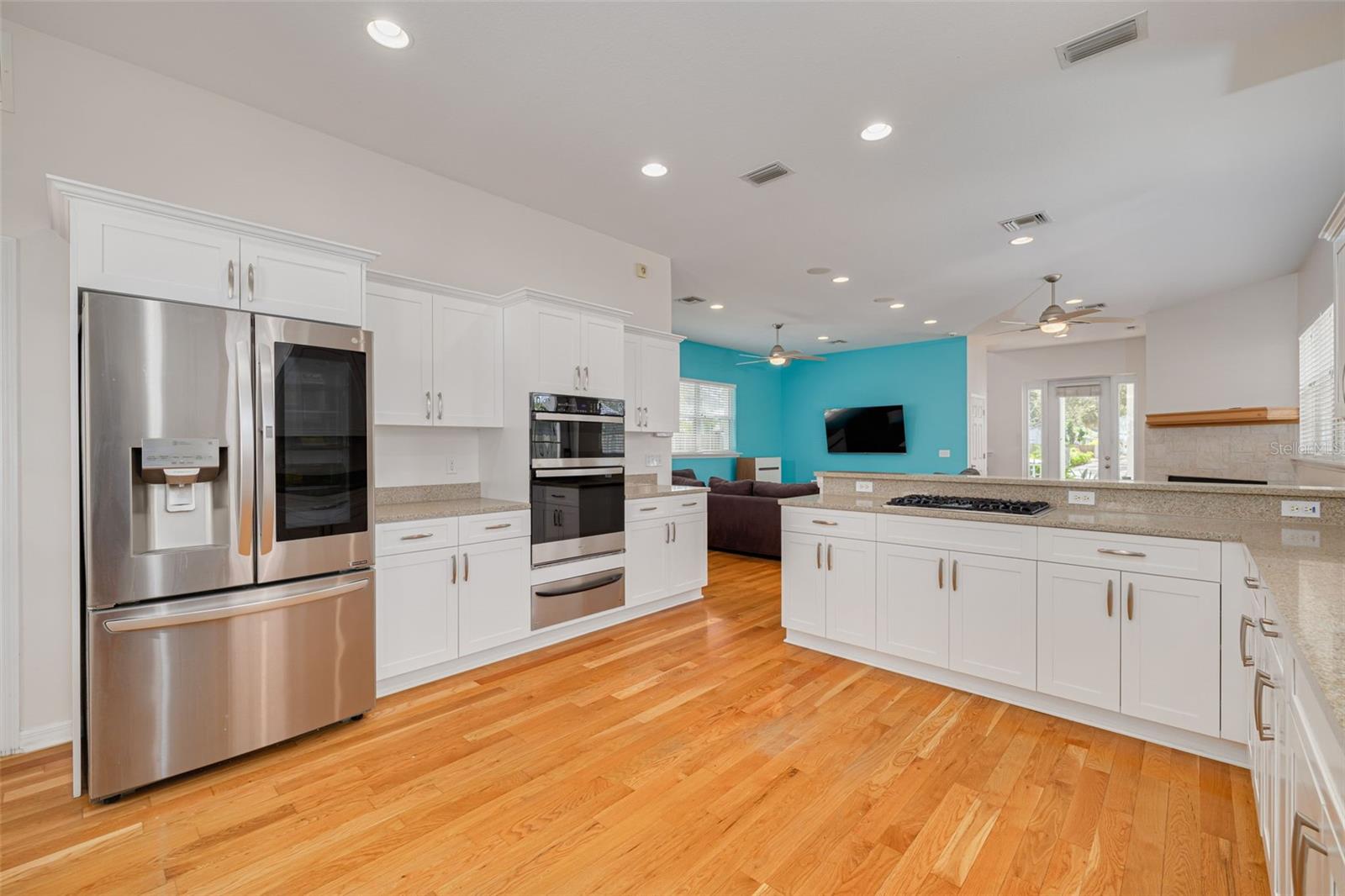 St Petersburg, Florida, 33704, United States, 4 Bedrooms Bedrooms, ,3 BathroomsBathrooms,Residential,Active,1968367