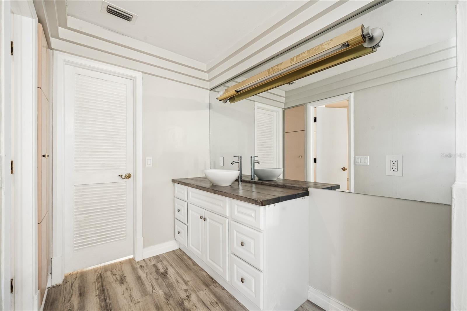 Longwood, Florida, 32779, United States, 4 Bedrooms Bedrooms, ,6 BathroomsBathrooms,Residential,Active,2006962