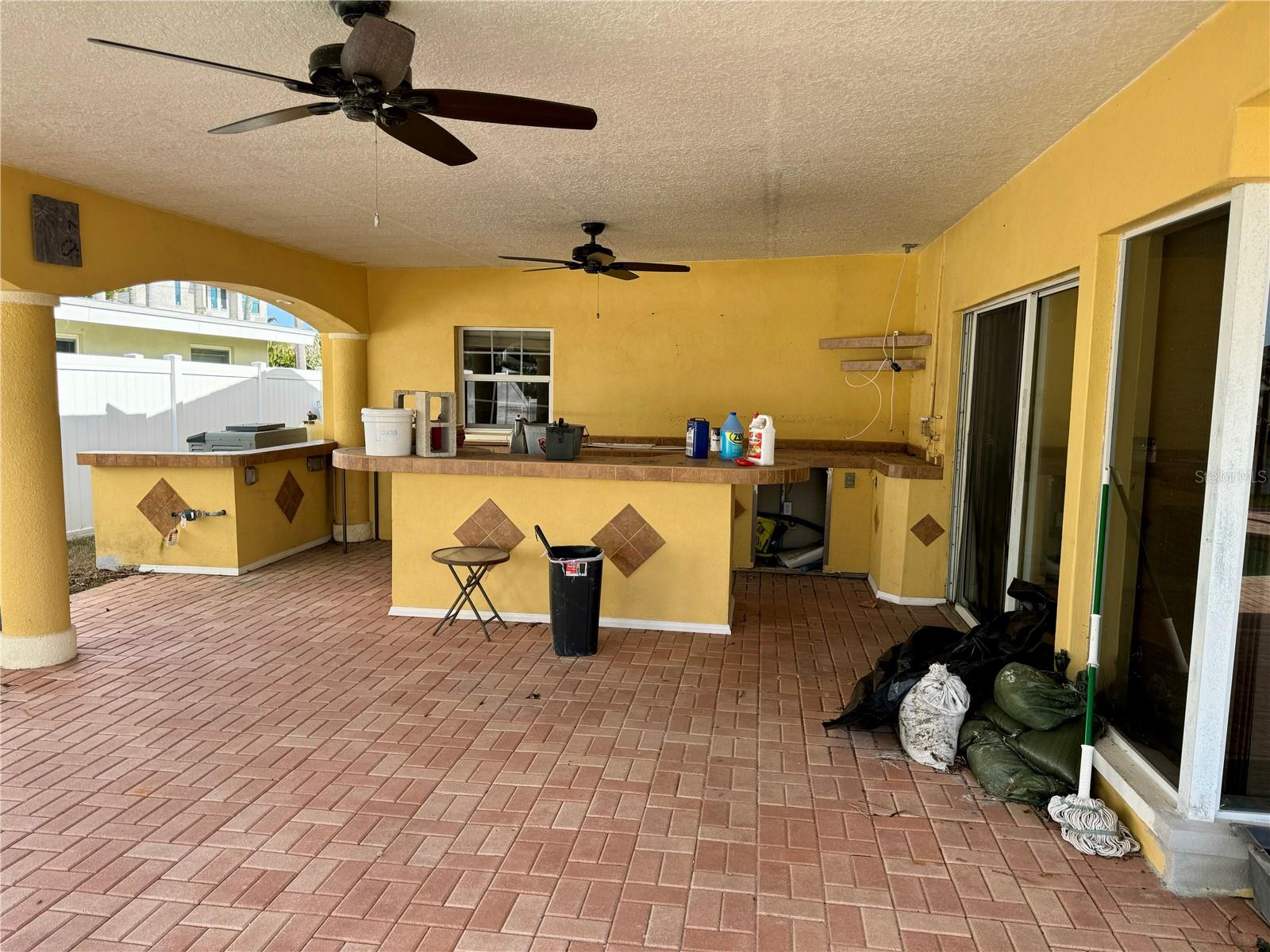 Redington Beach, Florida, 33708, United States, 3 Bedrooms Bedrooms, ,2 BathroomsBathrooms,Residential,Active,1704047