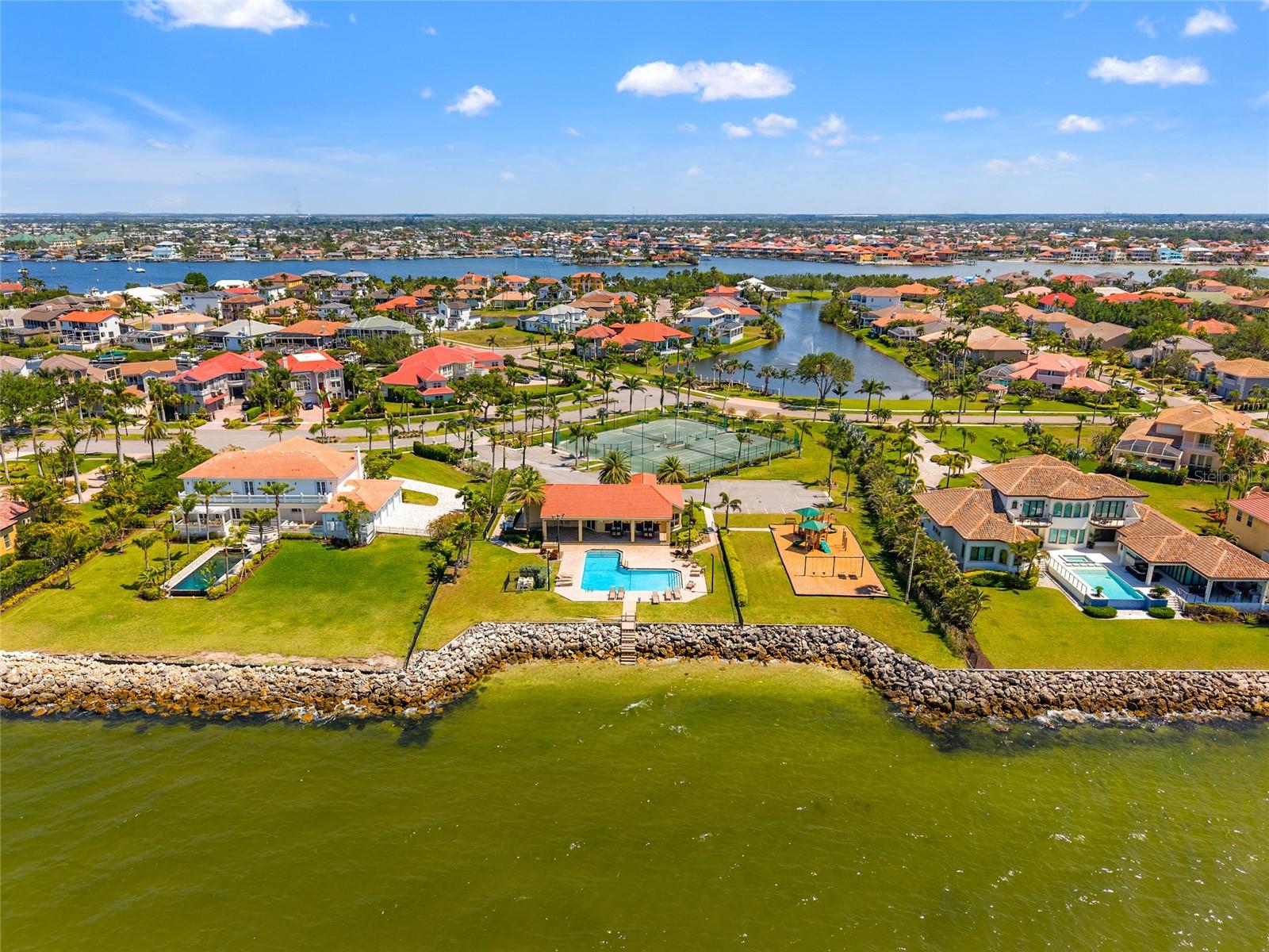 Apollo Beach, Florida, 33572, United States, ,5 BathroomsBathrooms,Residential,Active,1781627