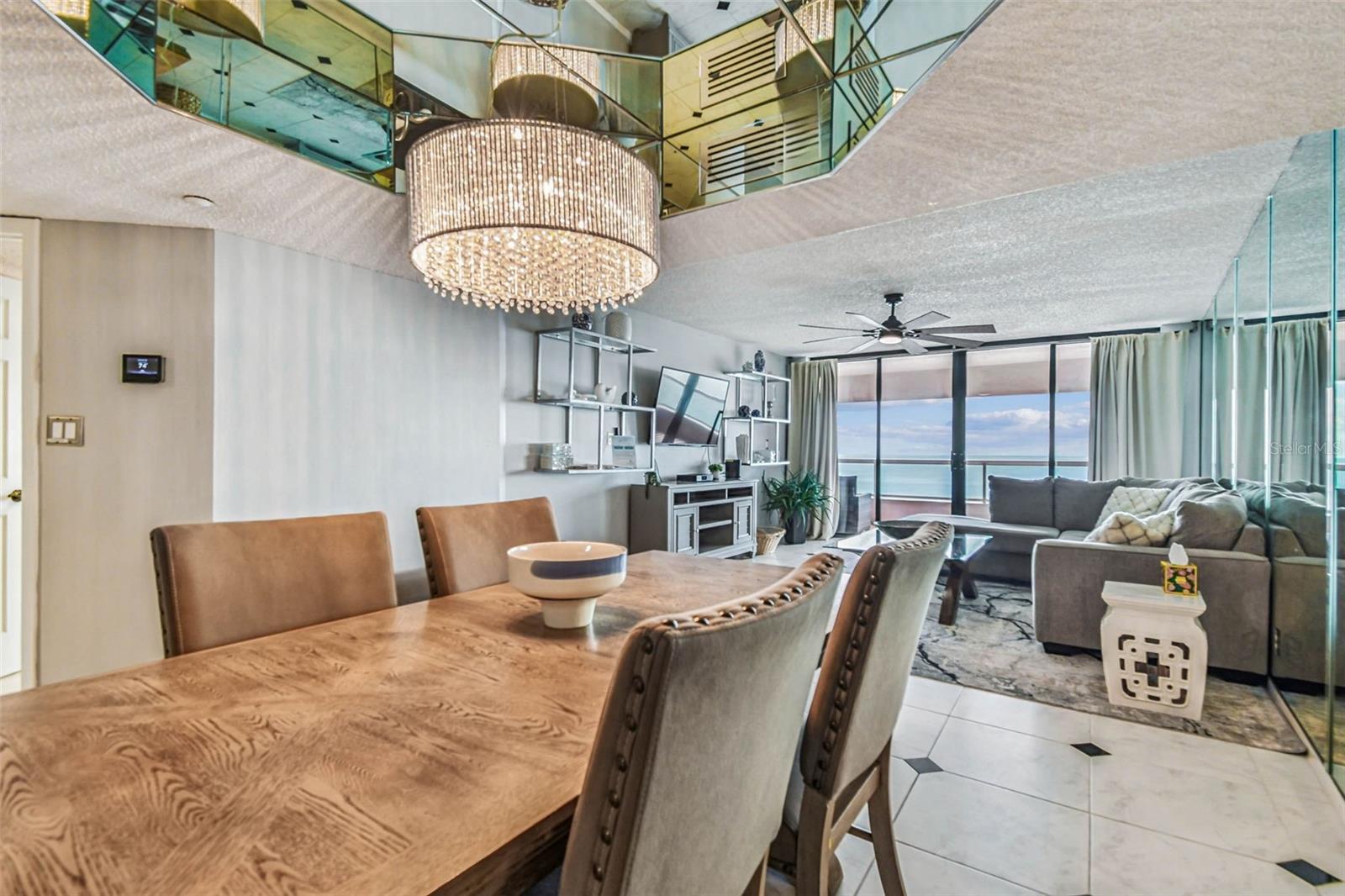 Clearwater Beach, Florida, 33767, United States, 2 Bedrooms Bedrooms, ,3 BathroomsBathrooms,Residential,Active,1919072