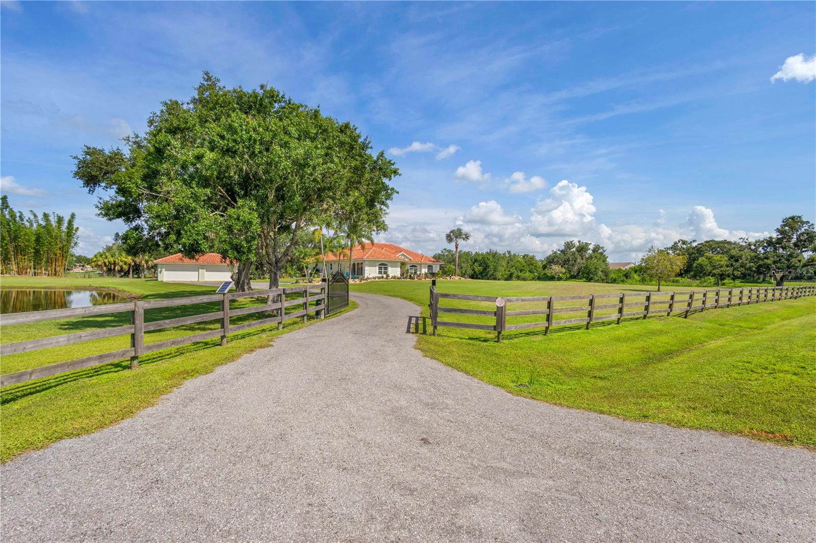 Sarasota, Florida, 34240, United States, 3 Bedrooms Bedrooms, ,3 BathroomsBathrooms,Residential,Active,1987206