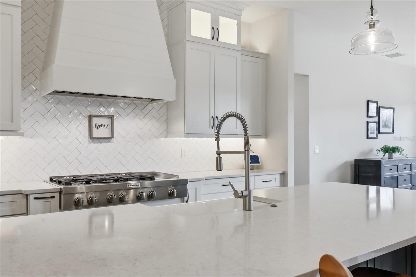 Winter Garden, Florida, 34787, United States, 5 Bedrooms Bedrooms, ,3 BathroomsBathrooms,Residential,Active,2009833