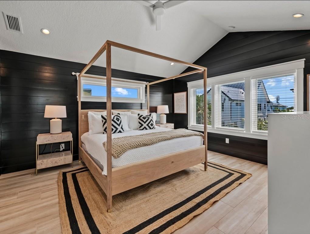 Sarasota, Florida, 34236, United States, 8 Bedrooms Bedrooms, ,10 BathroomsBathrooms,Residential,Active,2044131