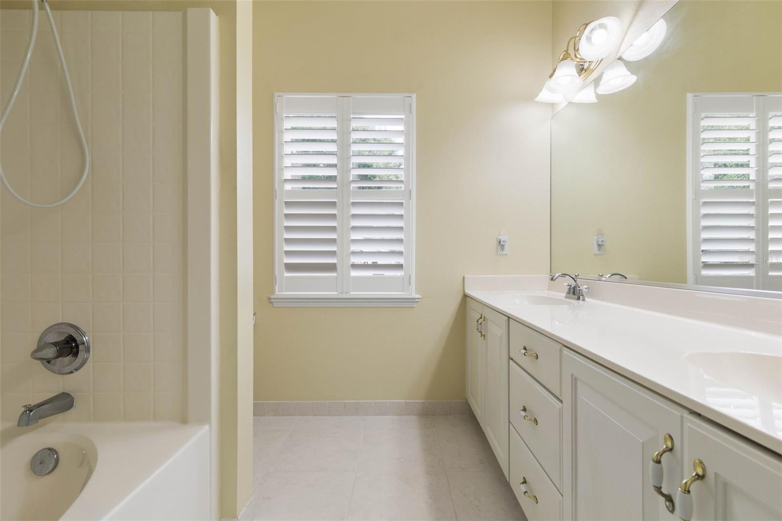 Flagler Beach, Florida, 32136, United States, 4 Bedrooms Bedrooms, ,5 BathroomsBathrooms,Residential,Active,2007152