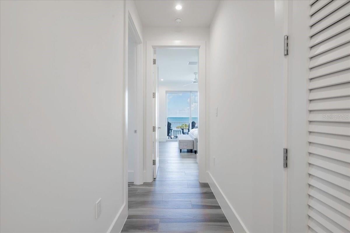 Marathon, Florida, 33050, United States, 5 Bedrooms Bedrooms, ,5 BathroomsBathrooms,Residential,Active,2011845