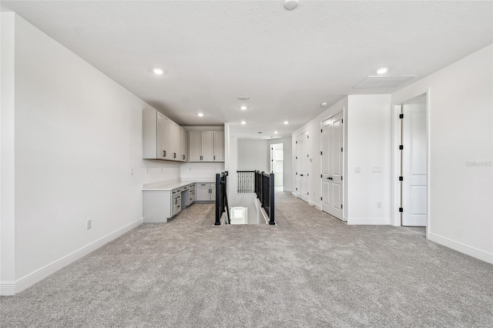 Parrish, Florida, 34219, United States, 4 Bedrooms Bedrooms, ,4 BathroomsBathrooms,Residential,Active,2007045