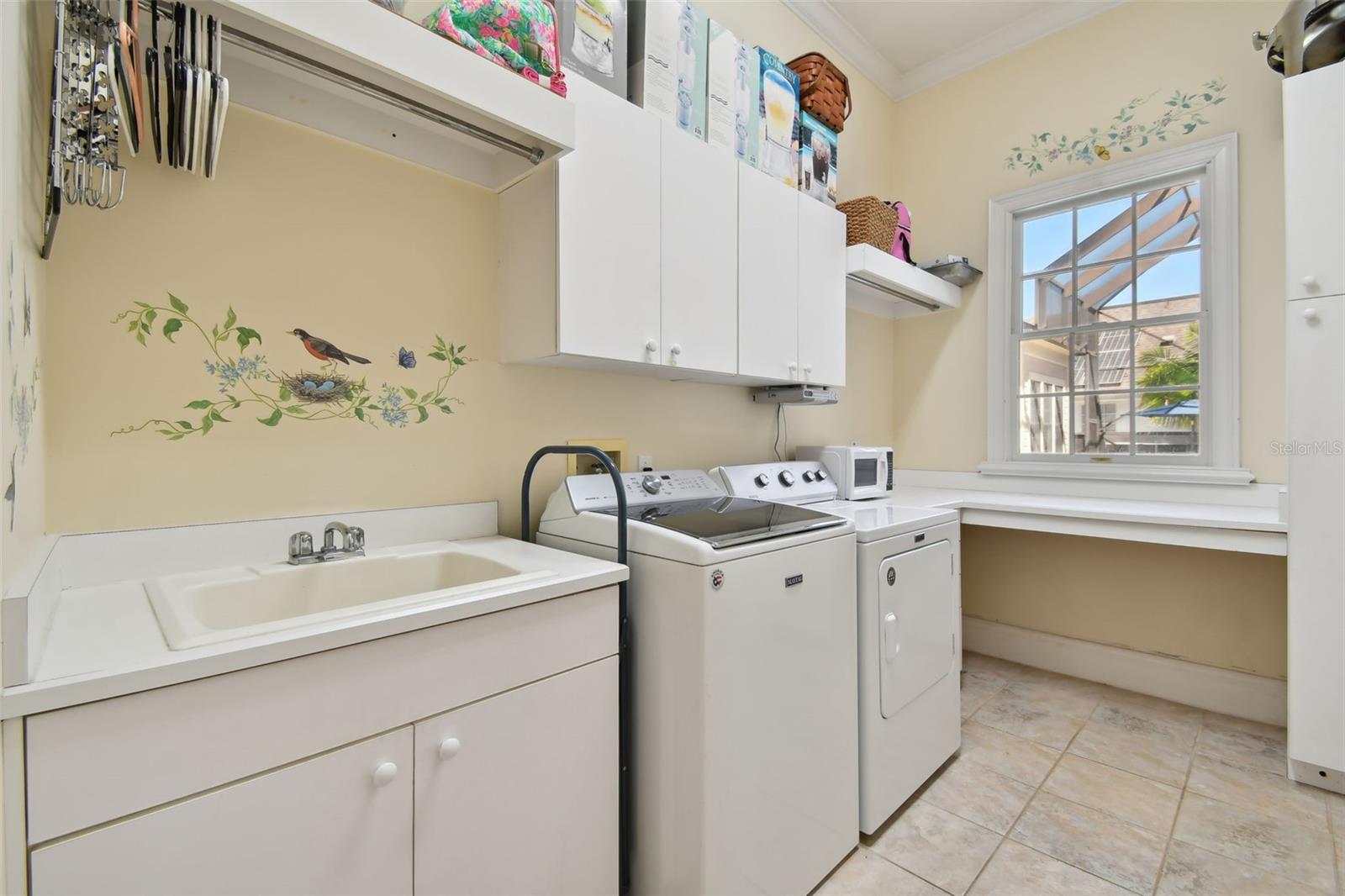 Celebration, Florida, 34747, United States, 6 Bedrooms Bedrooms, ,6 BathroomsBathrooms,Residential,Active,1988428