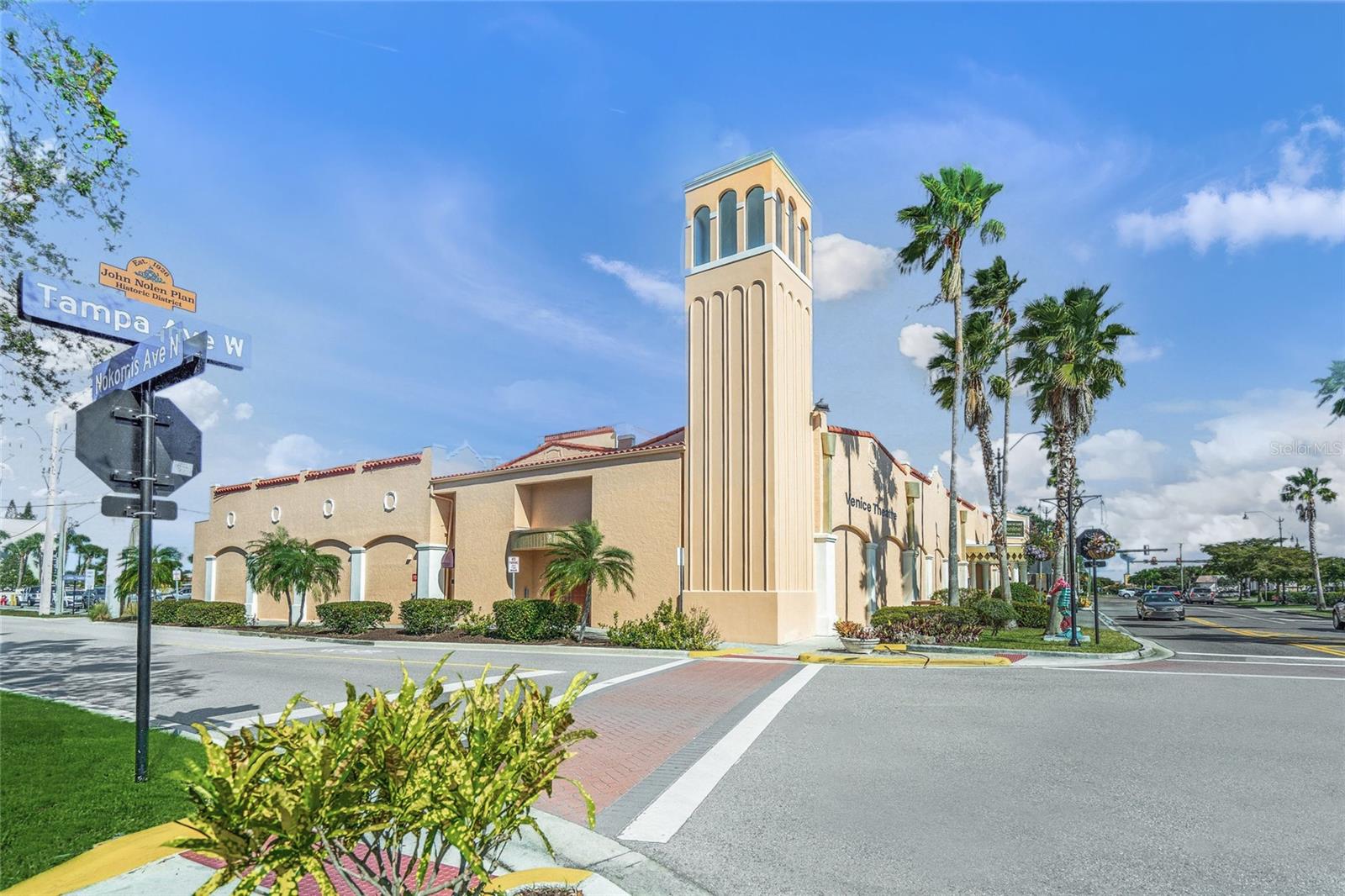 Venice, Florida, 34285, United States, 4 Bedrooms Bedrooms, ,5 BathroomsBathrooms,Residential,Active,1987248