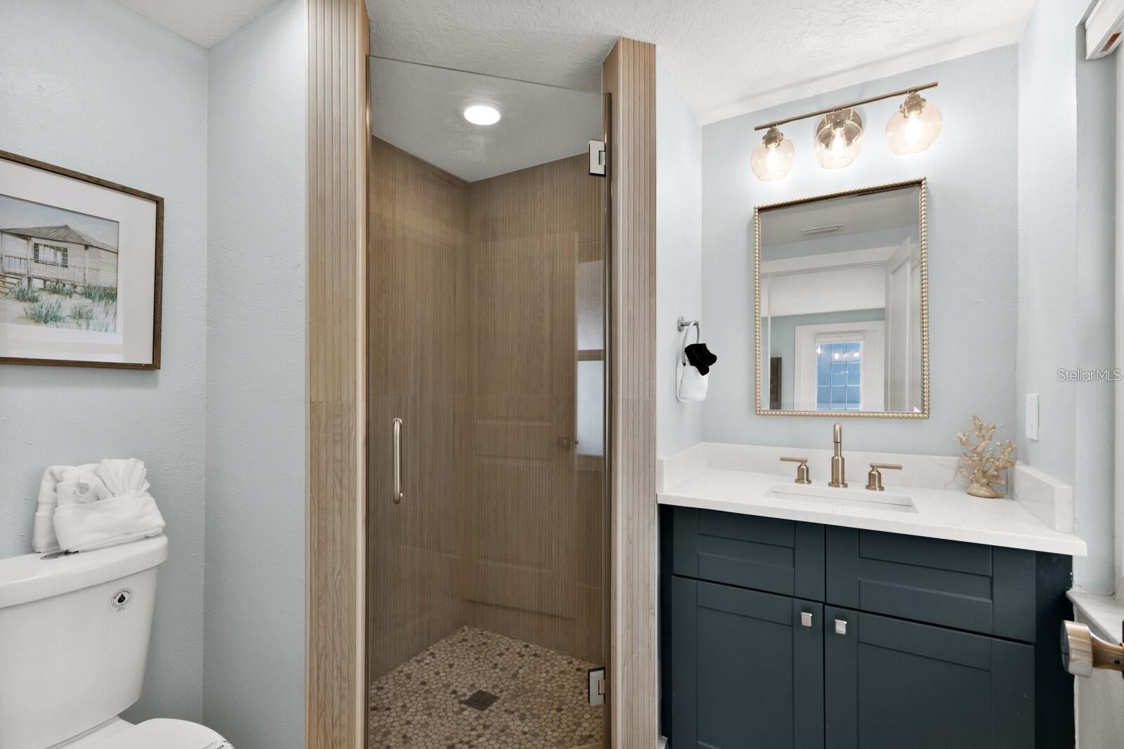 Holmes Beach, Florida, 34217, United States, 5 Bedrooms Bedrooms, ,3 BathroomsBathrooms,Residential,Active,2007151