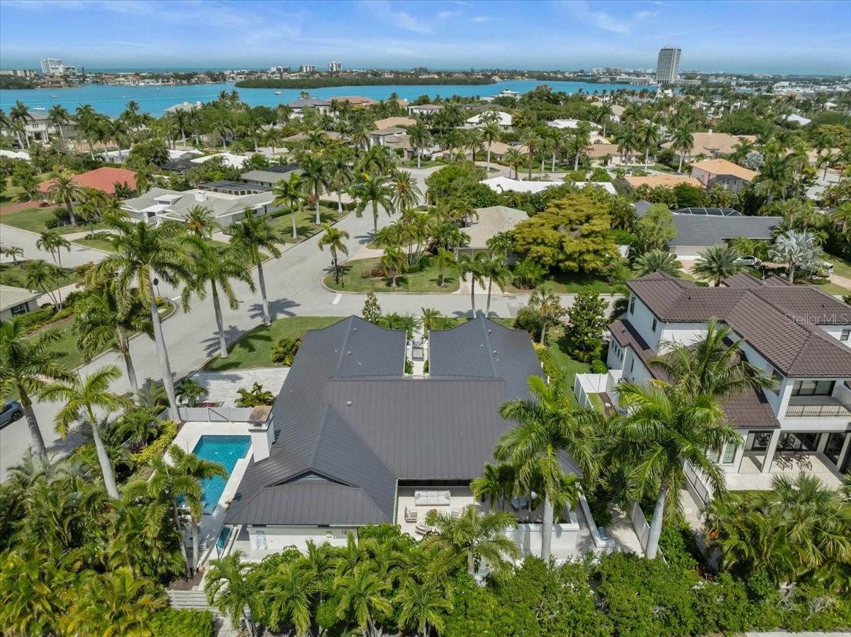 Sarasota, Florida, 34236, United States, 2 Bedrooms Bedrooms, ,4 BathroomsBathrooms,Residential,Active,2044994