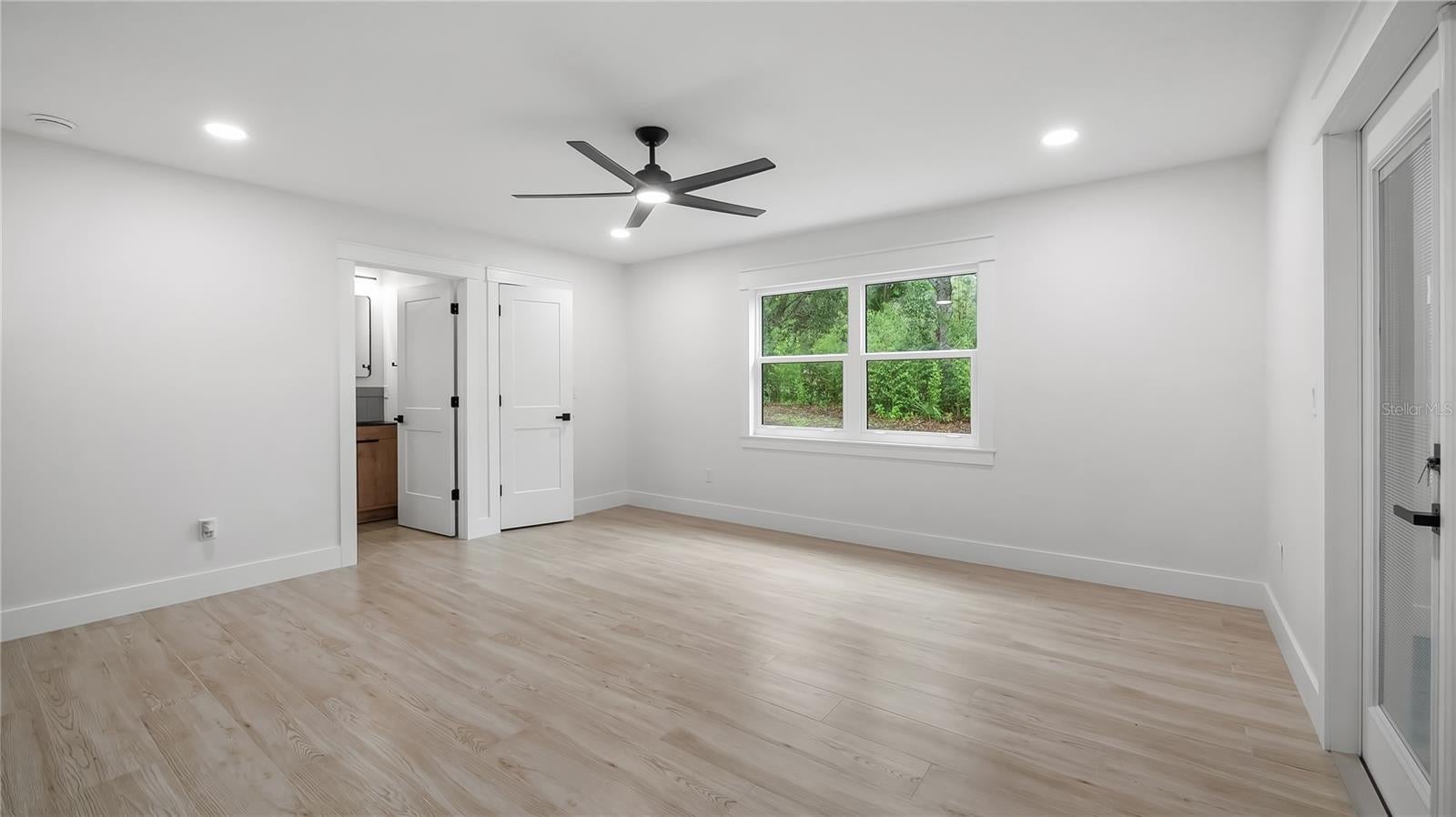 Montverde, Florida, 34756, United States, 4 Bedrooms Bedrooms, ,3 BathroomsBathrooms,Residential,Active,1904751