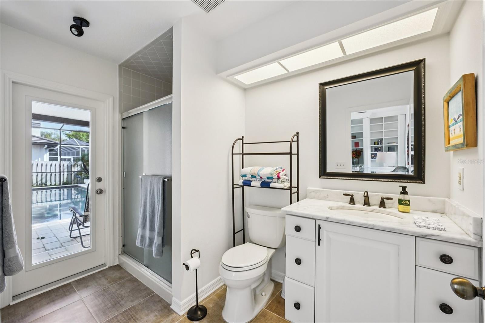 St Petersburg, Florida, 33703, United States, 4 Bedrooms Bedrooms, ,4 BathroomsBathrooms,Residential,Active,1994976