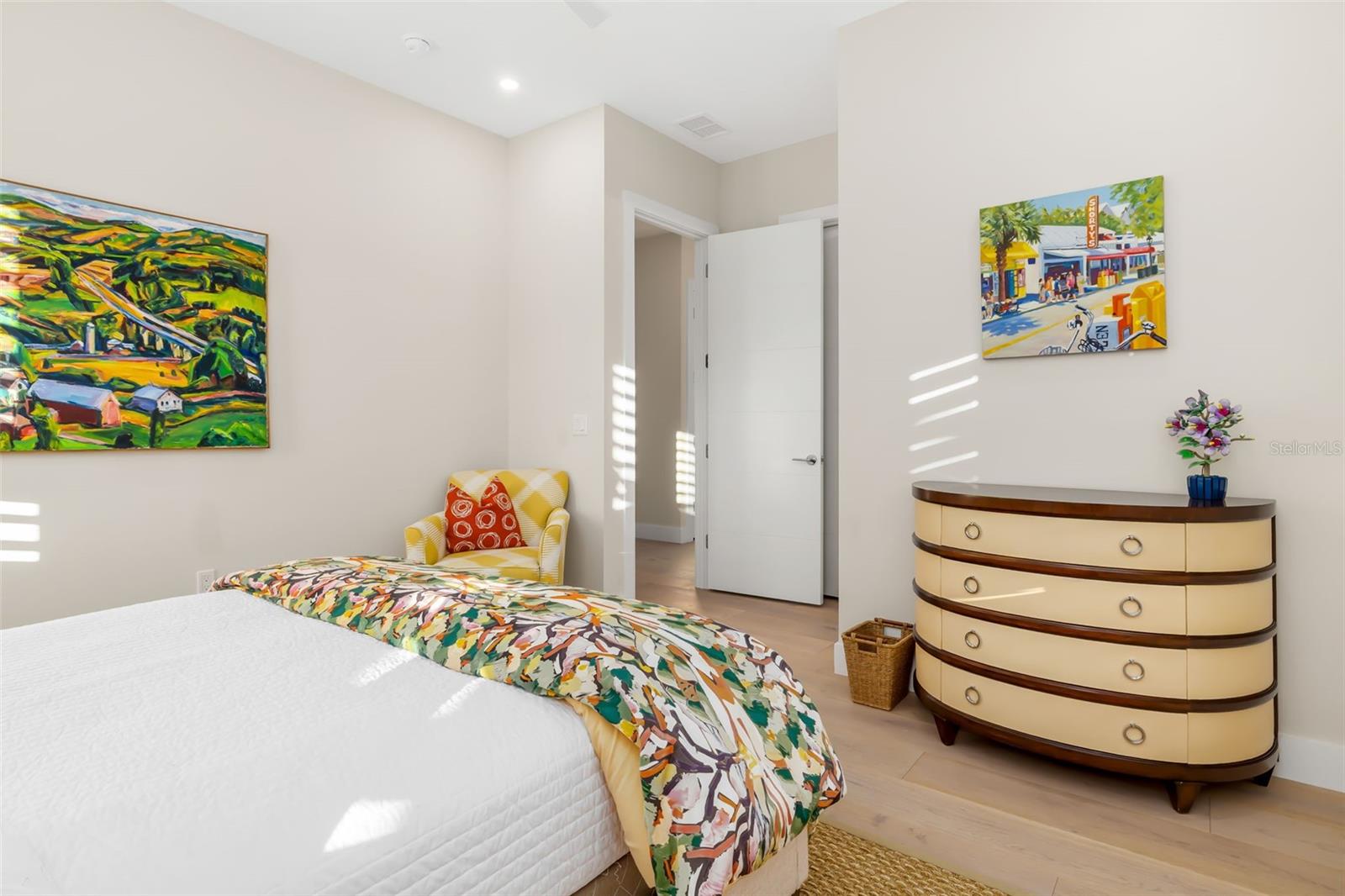 Sarasota, Florida, 34239, United States, 4 Bedrooms Bedrooms, ,5 BathroomsBathrooms,Residential,Active,2009172