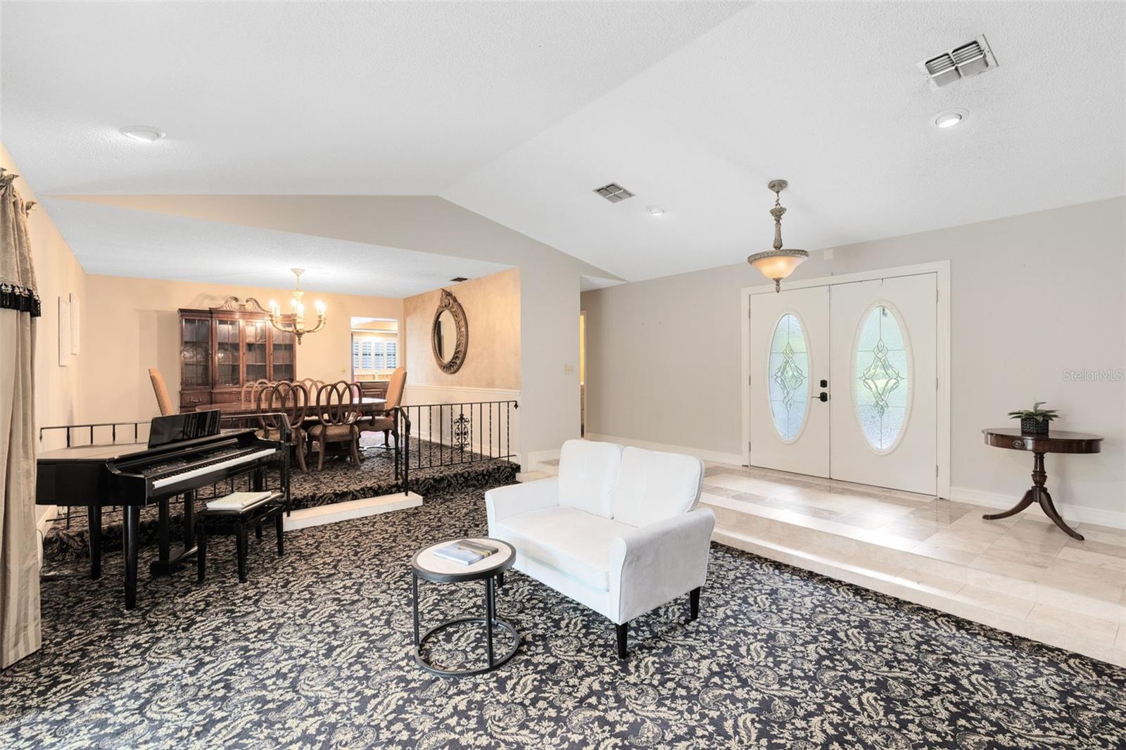 Winter Springs, Florida, 32708, United States, 4 Bedrooms Bedrooms, ,3 BathroomsBathrooms,Residential,Active,1894515