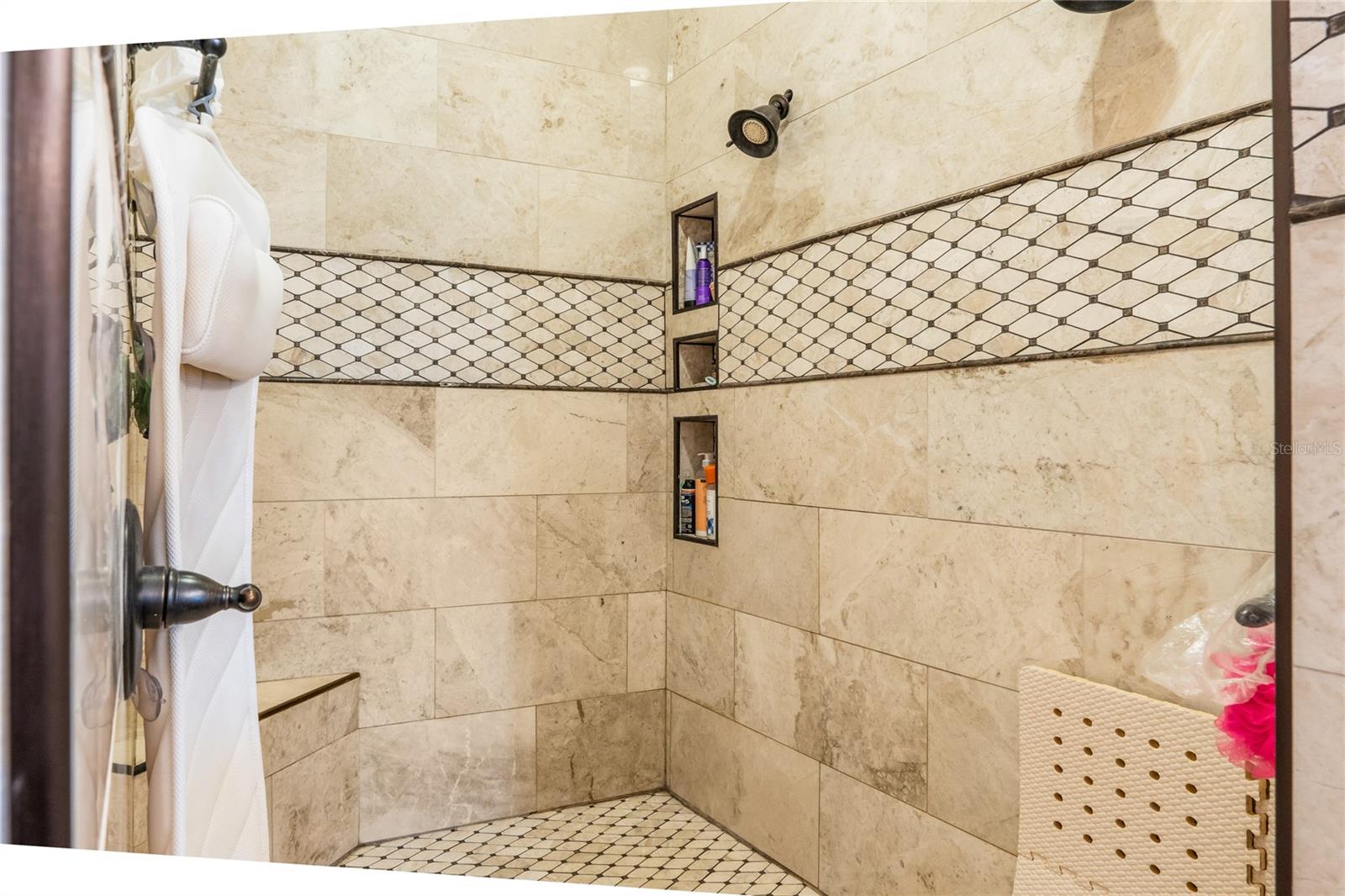 Umatilla, Florida, 32784, United States, 4 Bedrooms Bedrooms, ,4 BathroomsBathrooms,Residential,Active,1859381