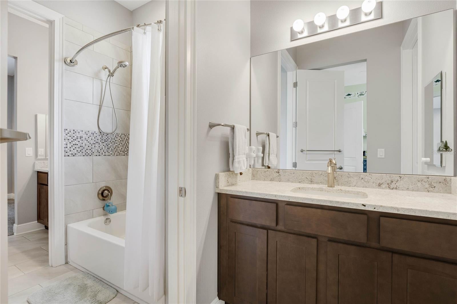 Clermont, Florida, 34714, United States, 4 Bedrooms Bedrooms, ,4 BathroomsBathrooms,Residential,Active,2012921