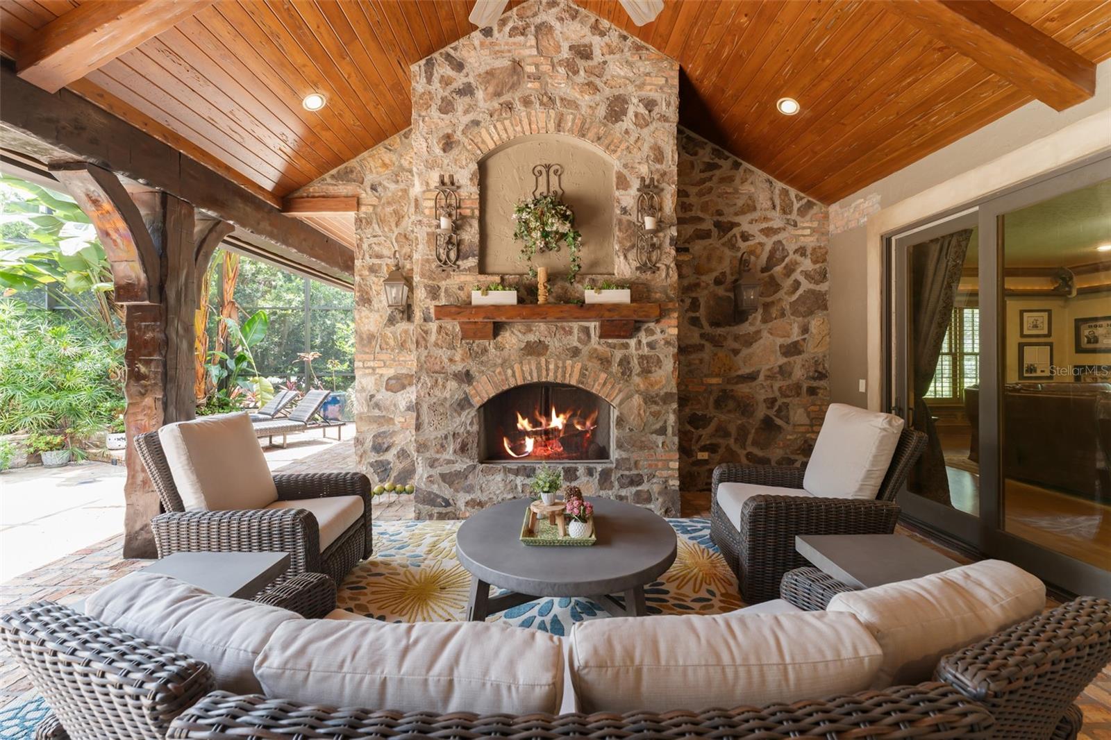 Longwood, Florida, 32779, United States, 10 Bedrooms Bedrooms, ,17 BathroomsBathrooms,Residential,Active,1914816