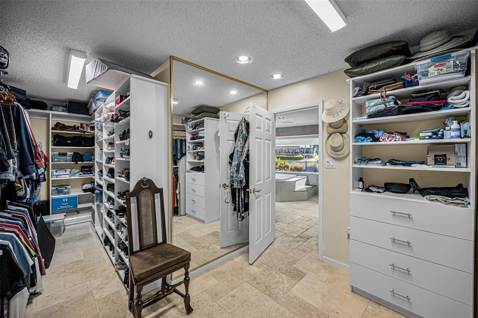 Palm Harbor, Florida, 34683, United States, 4 Bedrooms Bedrooms, ,4 BathroomsBathrooms,Residential,Active,2036020
