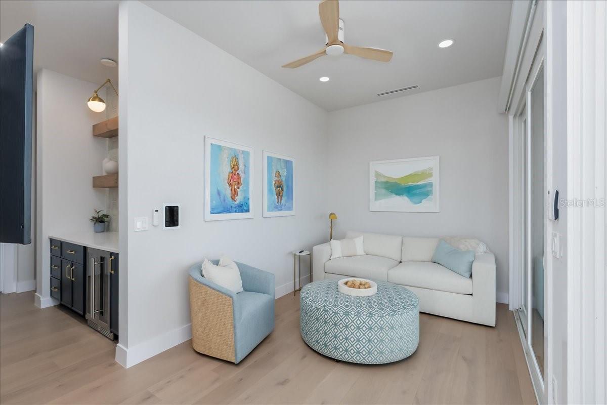 Cocoa Beach, Florida, 32931, United States, 5 Bedrooms Bedrooms, ,4 BathroomsBathrooms,Residential,Active,1954419