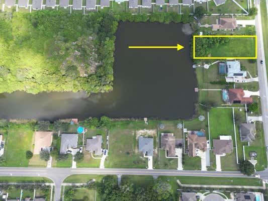 706 14TH AVE SE, RUSKIN, FL 33570 - Image 1