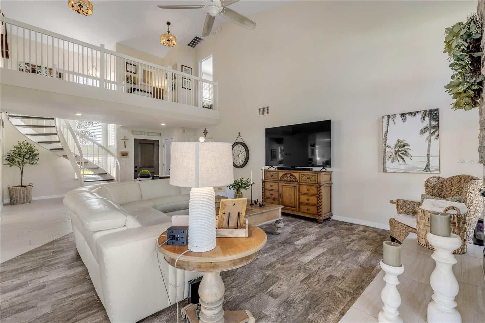 New Smyrna Beach, Florida, 32169, United States, 4 Bedrooms Bedrooms, ,5 BathroomsBathrooms,Residential,Active,2008346