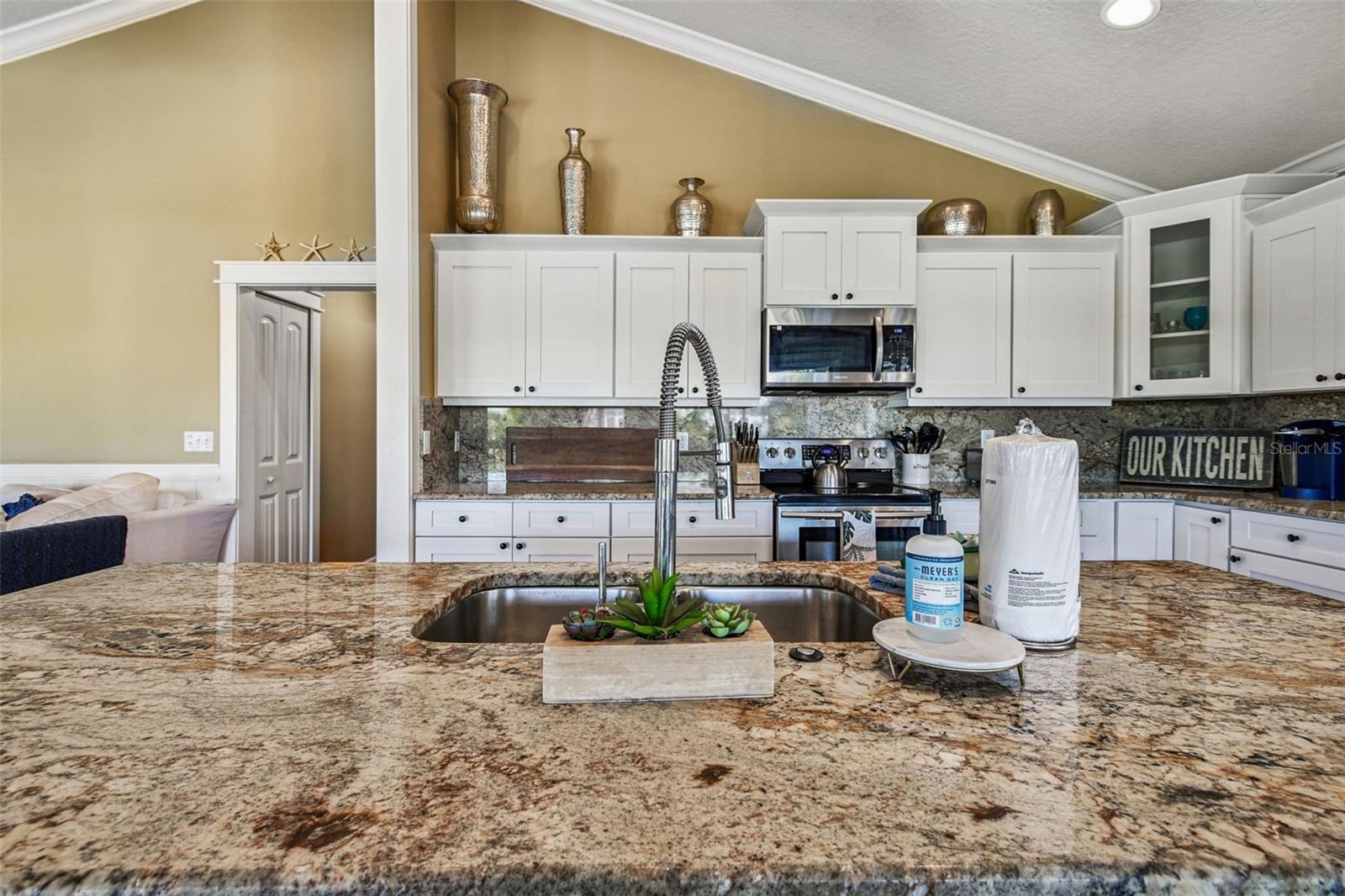 Anna Maria, Florida, 34216, United States, 3 Bedrooms Bedrooms, ,2 BathroomsBathrooms,Residential,Active,2007178