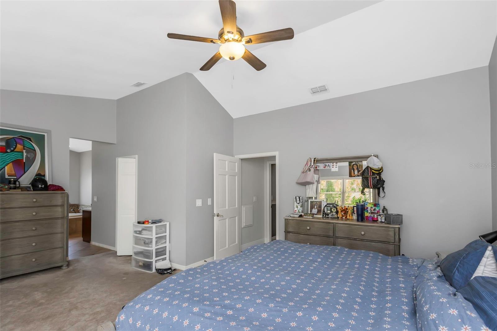 St Petersburg, Florida, 33702, United States, 5 Bedrooms Bedrooms, ,4 BathroomsBathrooms,Residential,Active,1920242