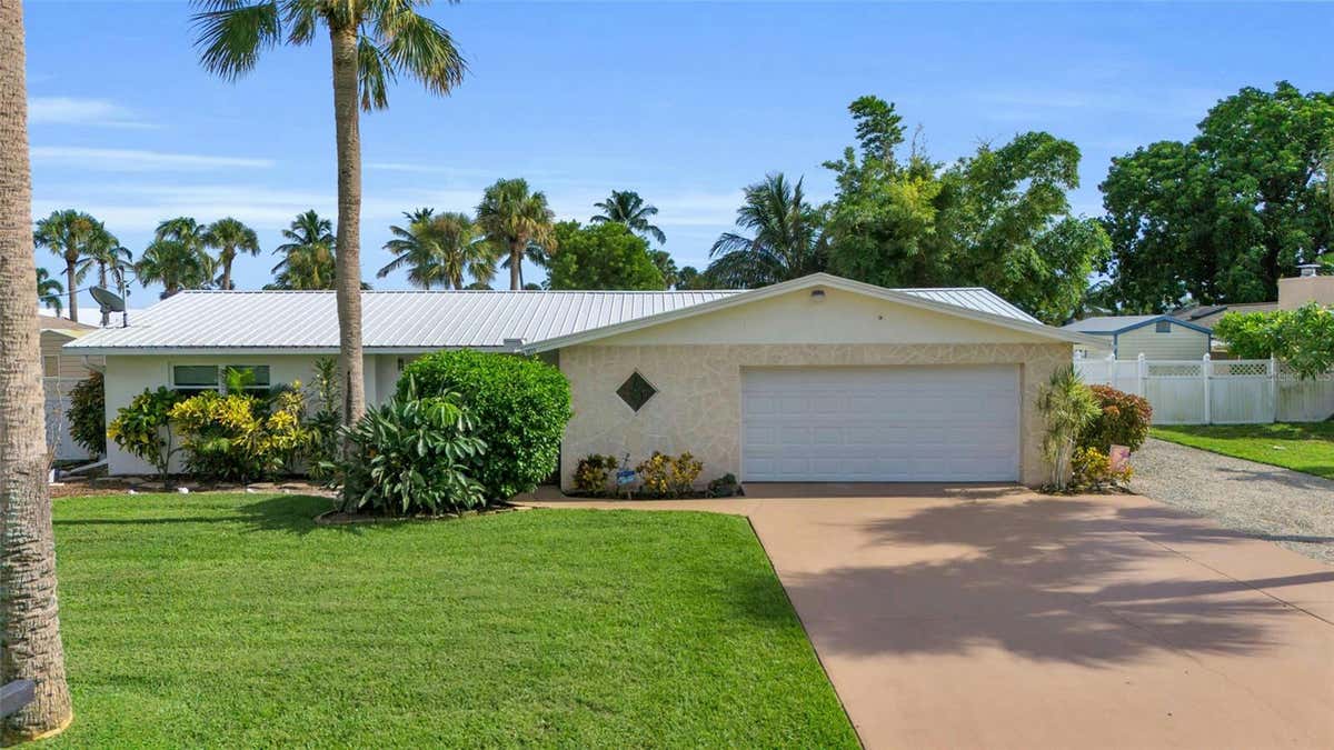 1815 WHITECAP CIR, NORTH FORT MYERS, FL 33903, photo 1 of 54