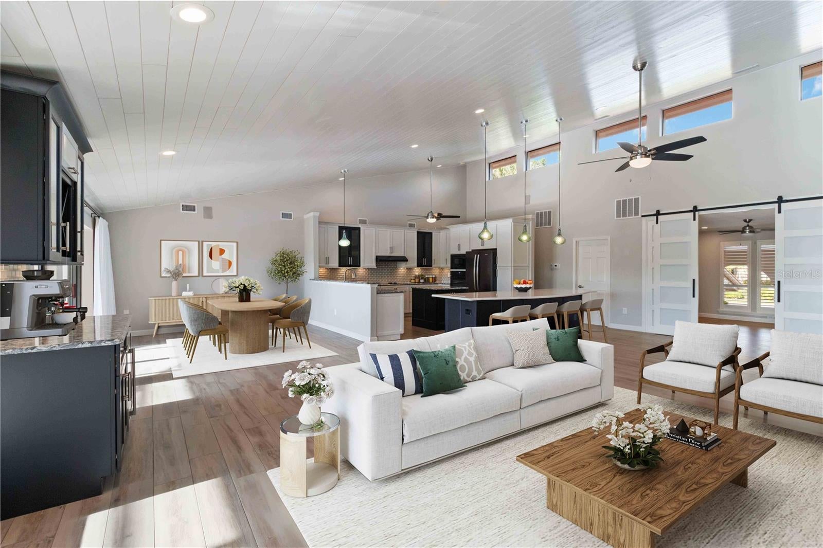 Longboat Key, Florida, 34228, United States, 3 Bedrooms Bedrooms, ,3 BathroomsBathrooms,Residential,Active,1969761