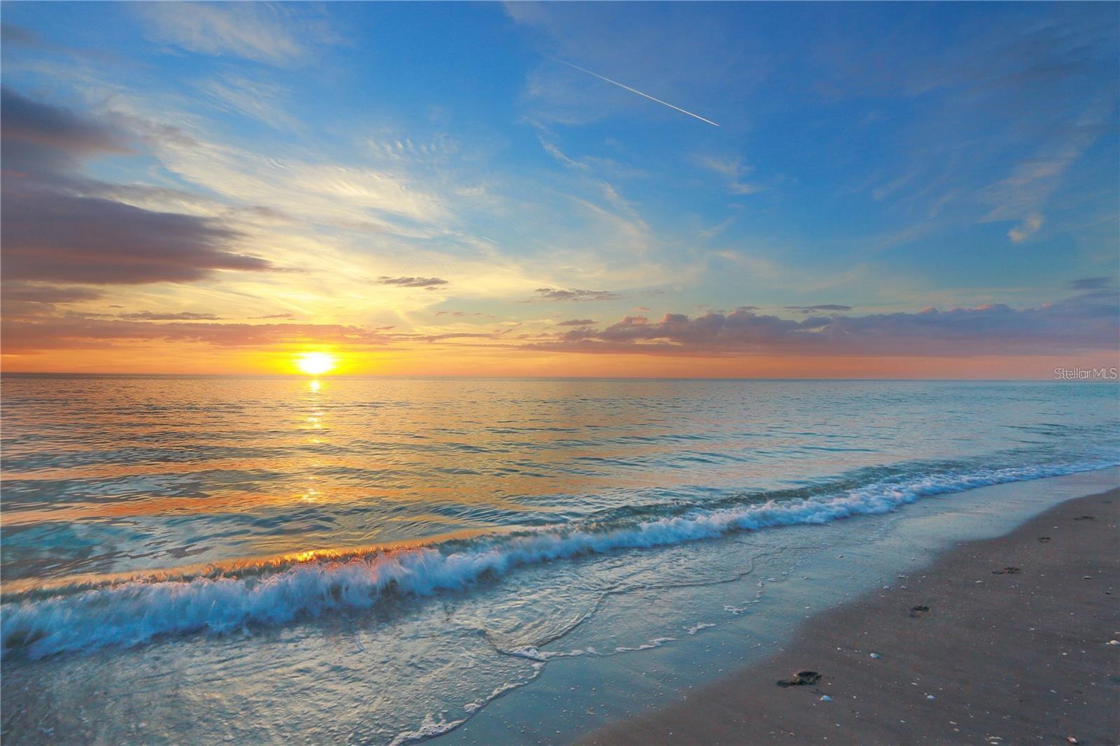 Holmes Beach, Florida, 34217, United States, 1 Bedroom Bedrooms, ,1 BathroomBathrooms,Residential,Active,1971768