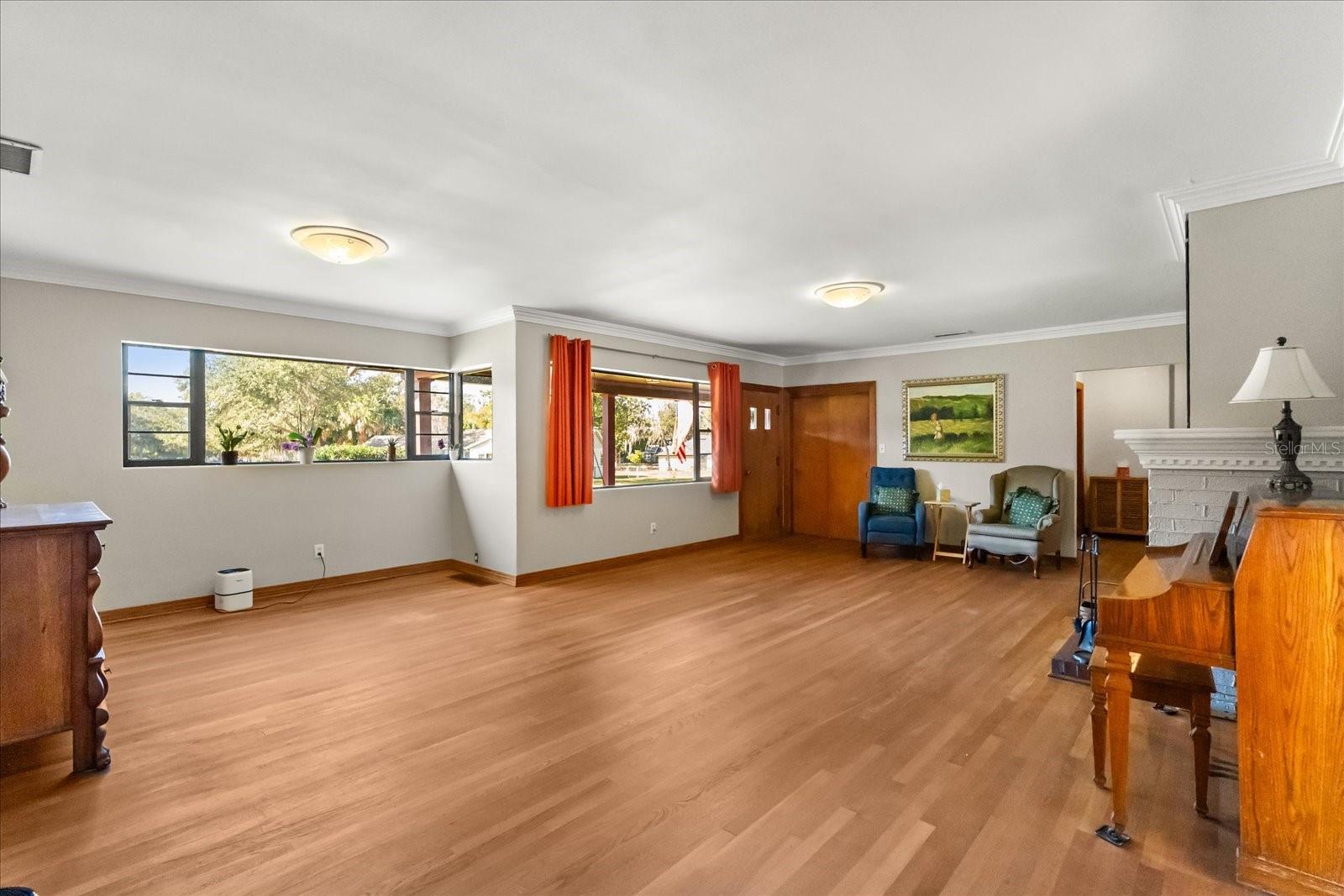 Winter Garden, Florida, 34787, United States, 3 Bedrooms Bedrooms, ,3 BathroomsBathrooms,Residential,Active,2001352