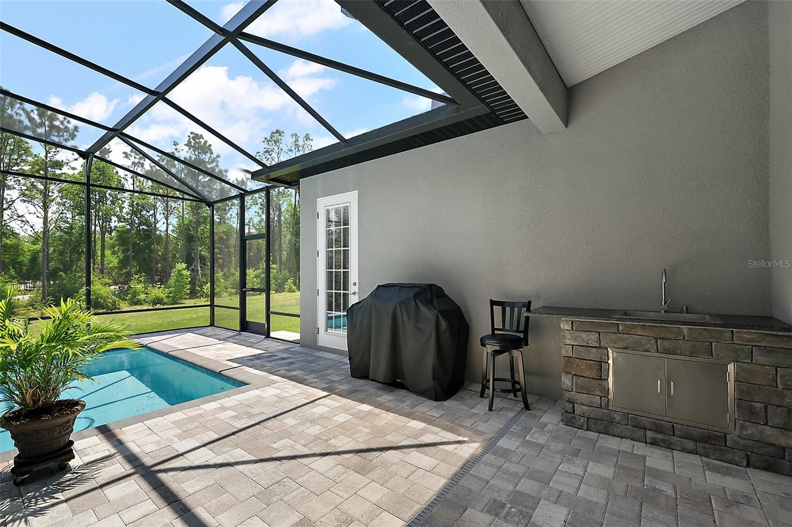 Lady Lake, Florida, 32159, United States, 5 Bedrooms Bedrooms, ,3 BathroomsBathrooms,Residential,Active,1985870