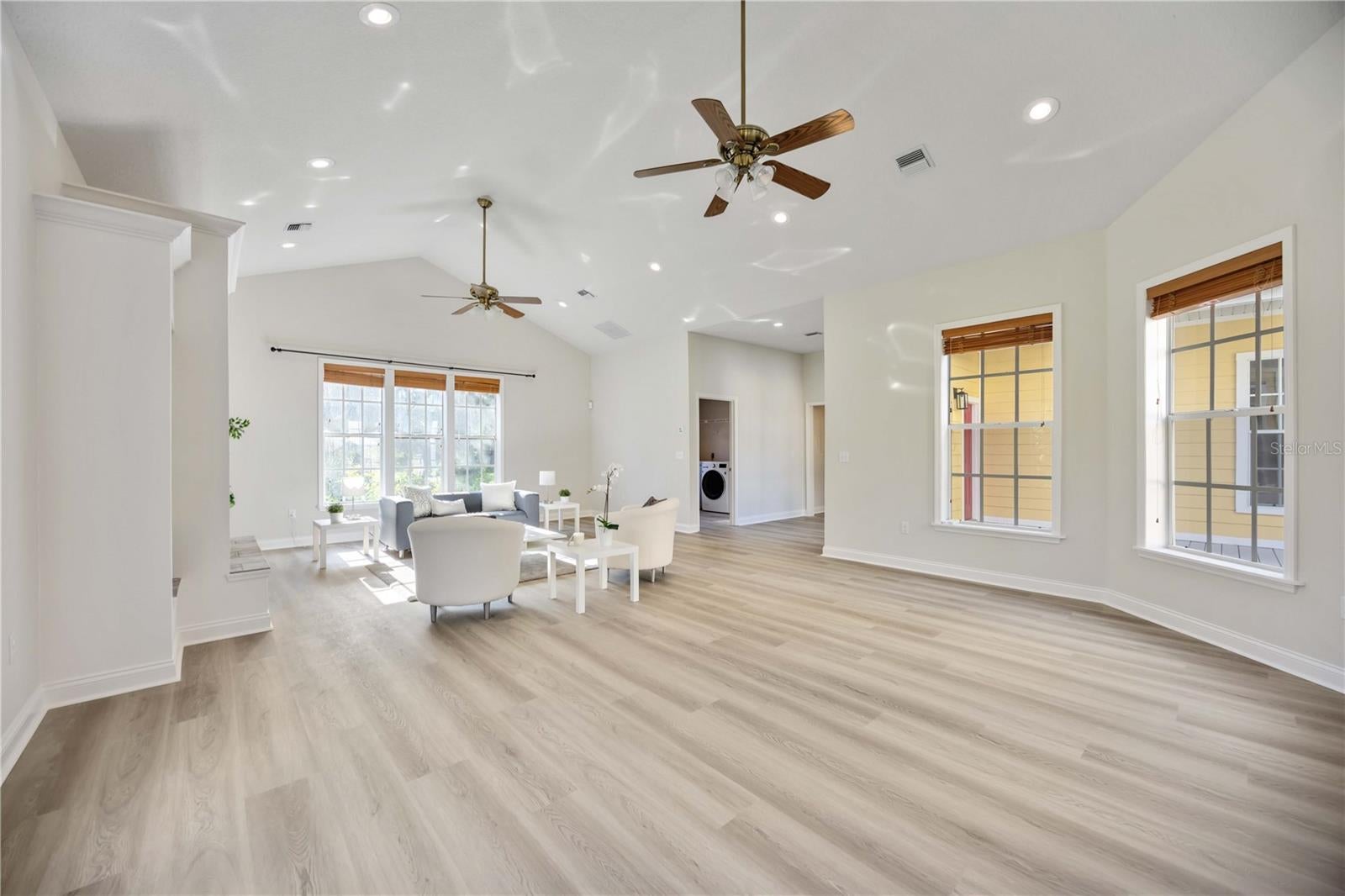 Nokomis, Florida, 34275, United States, 5 Bedrooms Bedrooms, ,5 BathroomsBathrooms,Residential,Active,1905473
