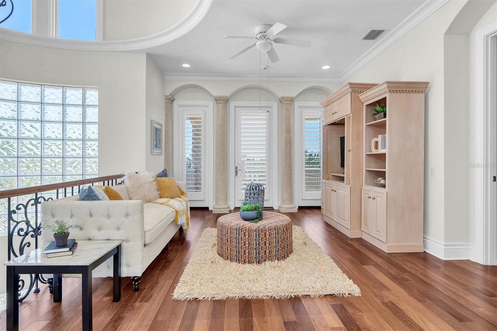 Treasure Island, Florida, 33706, United States, 4 Bedrooms Bedrooms, ,4 BathroomsBathrooms,Residential,Active,1742124