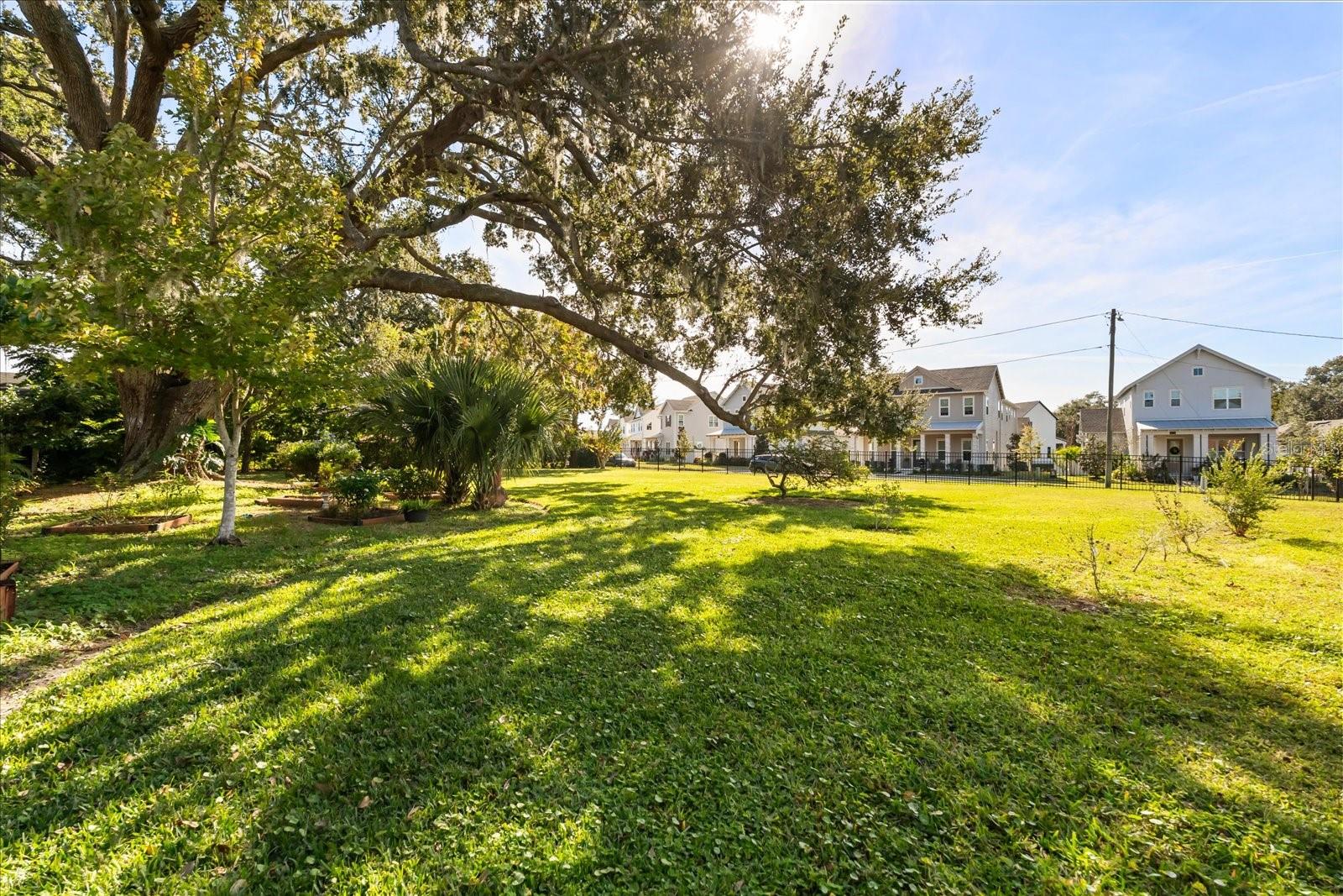 Winter Garden, Florida, 34787, United States, 3 Bedrooms Bedrooms, ,3 BathroomsBathrooms,Residential,Active,2001352