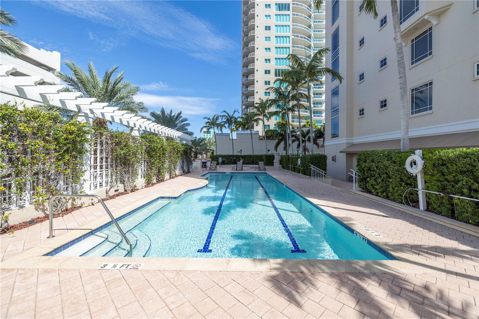 St Petersburg, Florida, 33701, United States, 3 Bedrooms Bedrooms, ,3 BathroomsBathrooms,Residential,Active,2045043