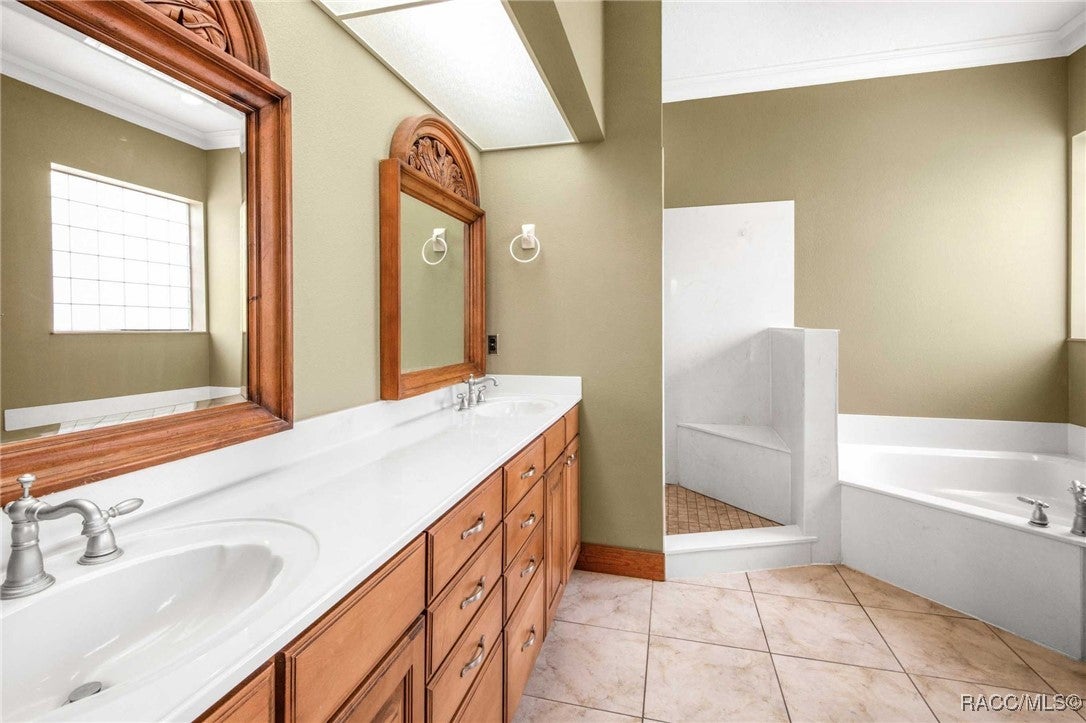 Crystal River, Florida, 34428, United States, ,2 BathroomsBathrooms,Residential,Active,1852687