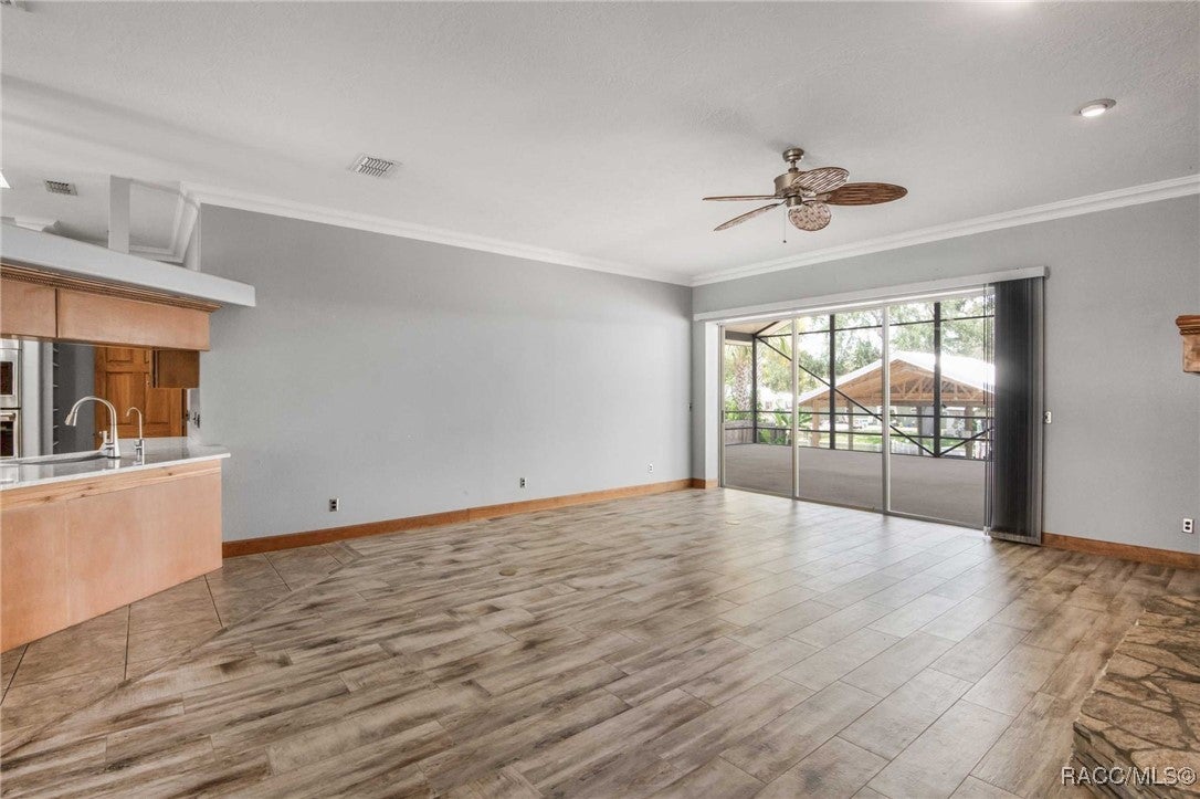 Crystal River, Florida, 34428, United States, ,2 BathroomsBathrooms,Residential,Active,1852687