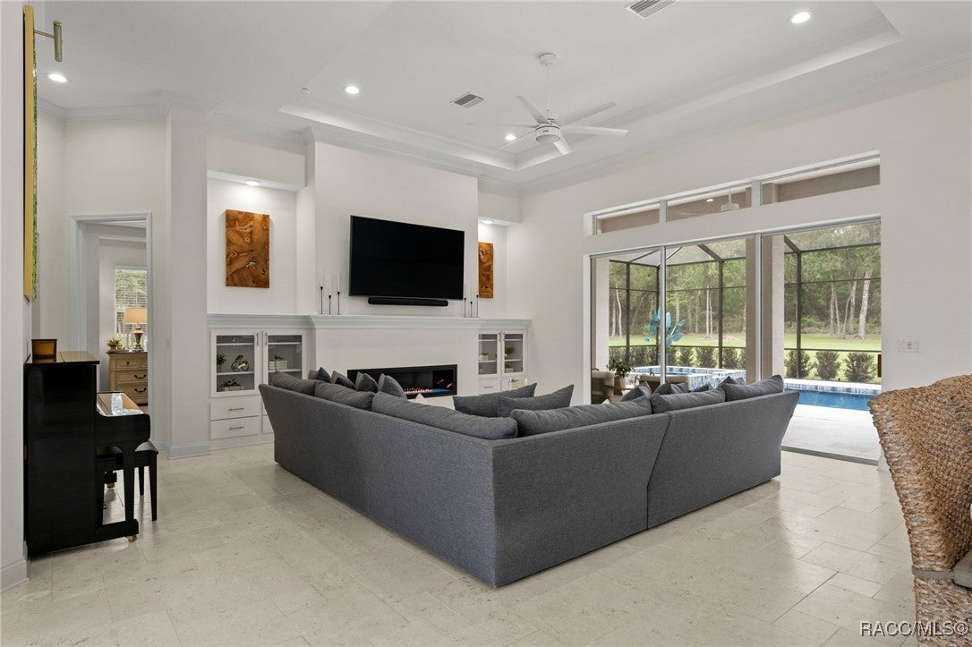 Homosassa, Florida, 34446, United States, 4 Bedrooms Bedrooms, ,4 BathroomsBathrooms,Residential,Active,1909872