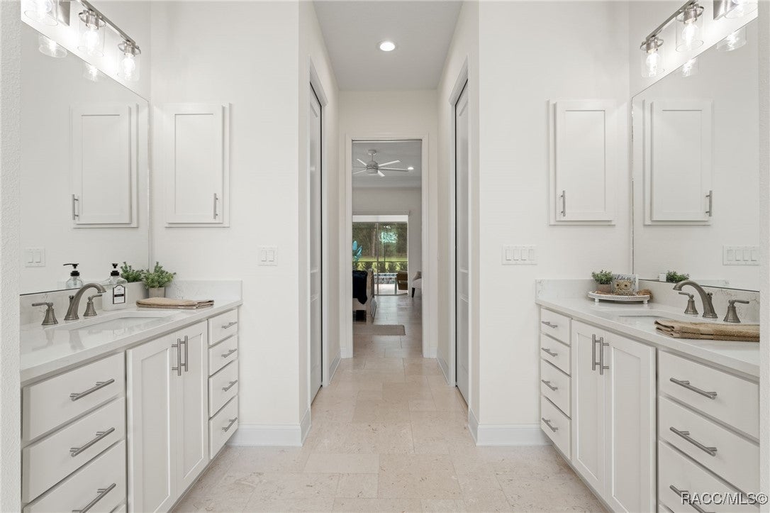 Homosassa, Florida, 34446, United States, 4 Bedrooms Bedrooms, ,4 BathroomsBathrooms,Residential,Active,1909872